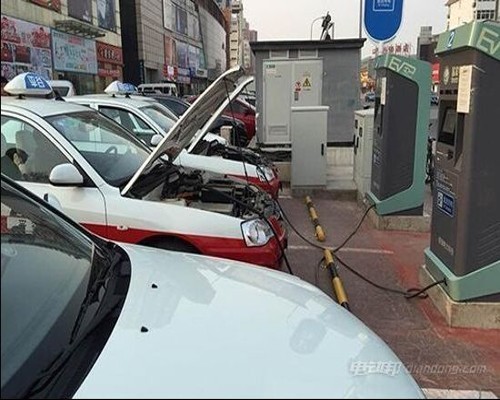 電動汽車直流充電樁